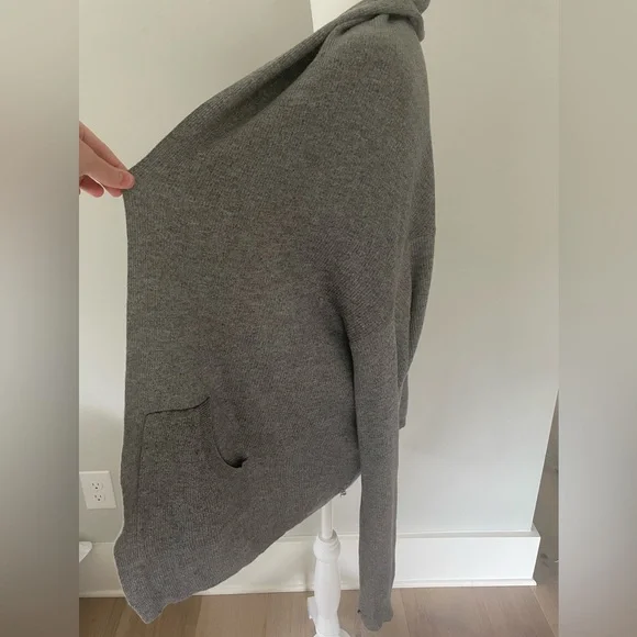 Lululemon Cabin Yogi Wrap Cardigan Gray - Picture 6 of 11